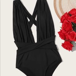 Criss Cross Plunging One Piece Swimsuit L